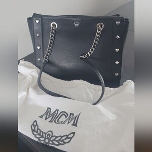 648. MCM shoulder bag